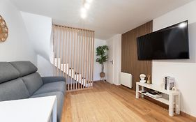 Maison de ville en triplex pour 6 personnes près de Disney et Paris